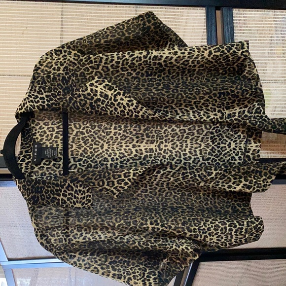 Virgo Tie Front Animal Print Crop Top - Picture 1 of 2